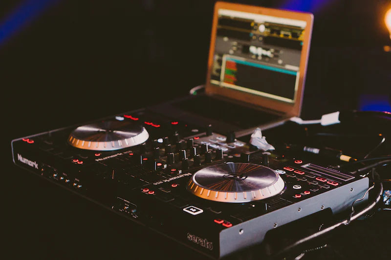 5 Best DJ Mixing Boards (And They're Affordable!) (2023)
